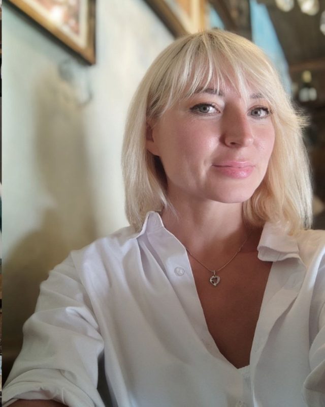 Психолог Олена Кузьменко